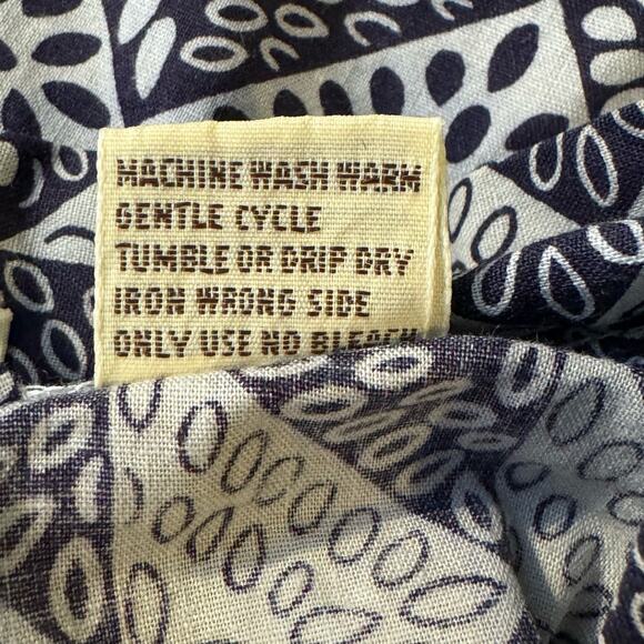 Vintage State O Maine Bllack and White Print Belted Print Bath Robe - Picture 6 of 10